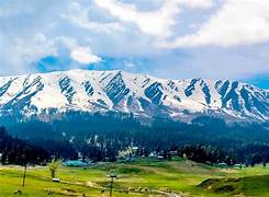 Gulmarg Skiing Tour